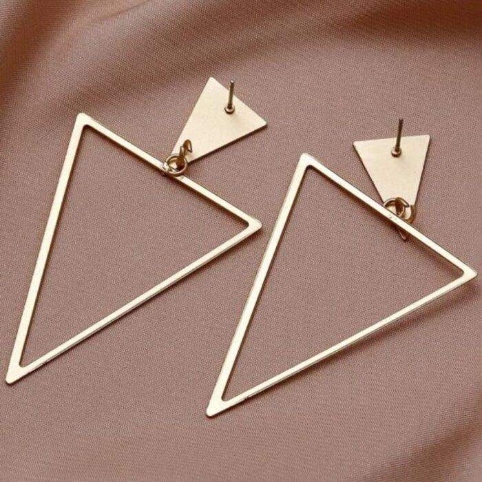 Triangle-earrings-no24673-nocothebrand-1