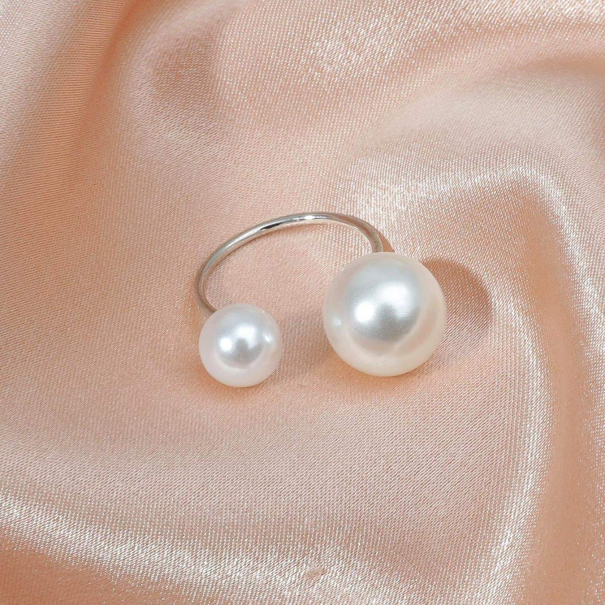Double-pearl-ring-no24861-nocothebrand-2