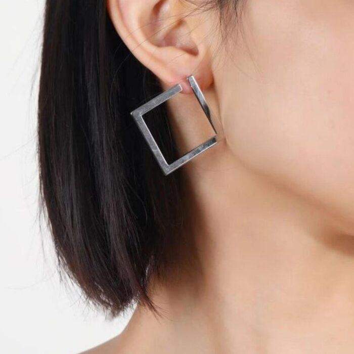 Metal-square-earrings-no24823-nocothebrand-1