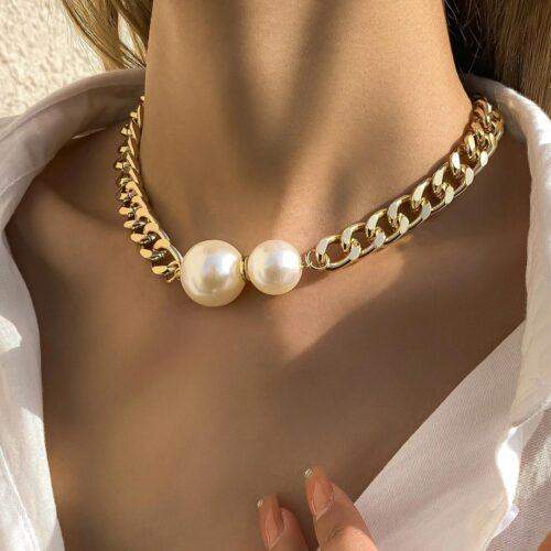 Pearls-and-chain-necklace-no24862-nocothebrand-1