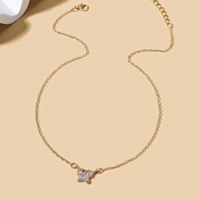 Kolie-petalouda-me-strass-no25460-nocothebrand-2