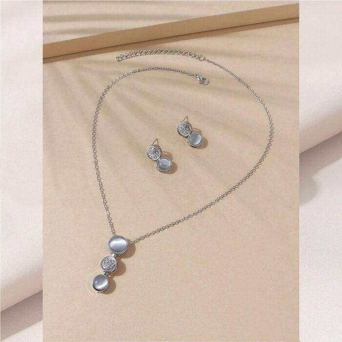 Rhinestone-necklace-and-earring-set-no25497-nocothebrand-asimi02
