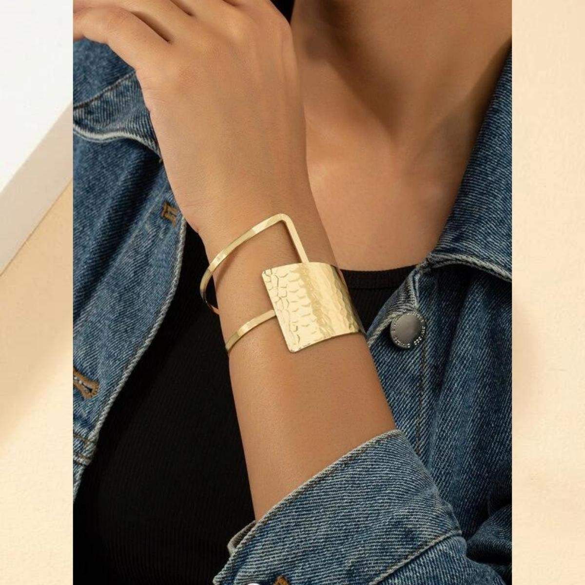 Geometric-cuff-vraxioli-no25532-nocothebrand-01
