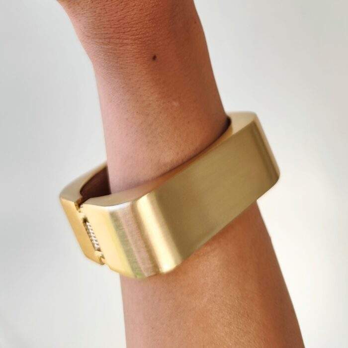 Mat-anoigomeno-vraxioli-tetragono-no28377-nocothebrand-1