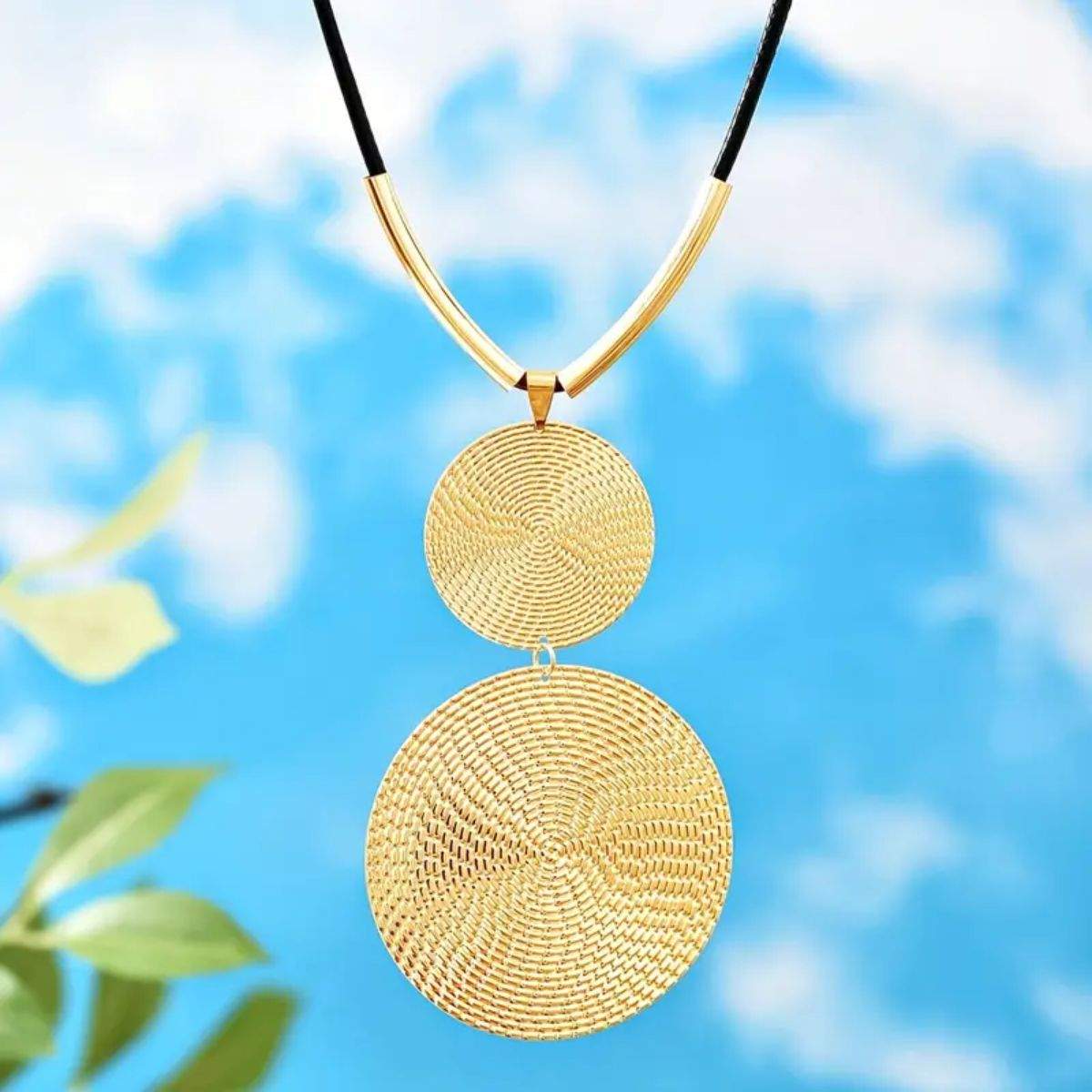 Kolie-me-strogila-sfirilata-stoixeia-no28598-nocothebrand-4