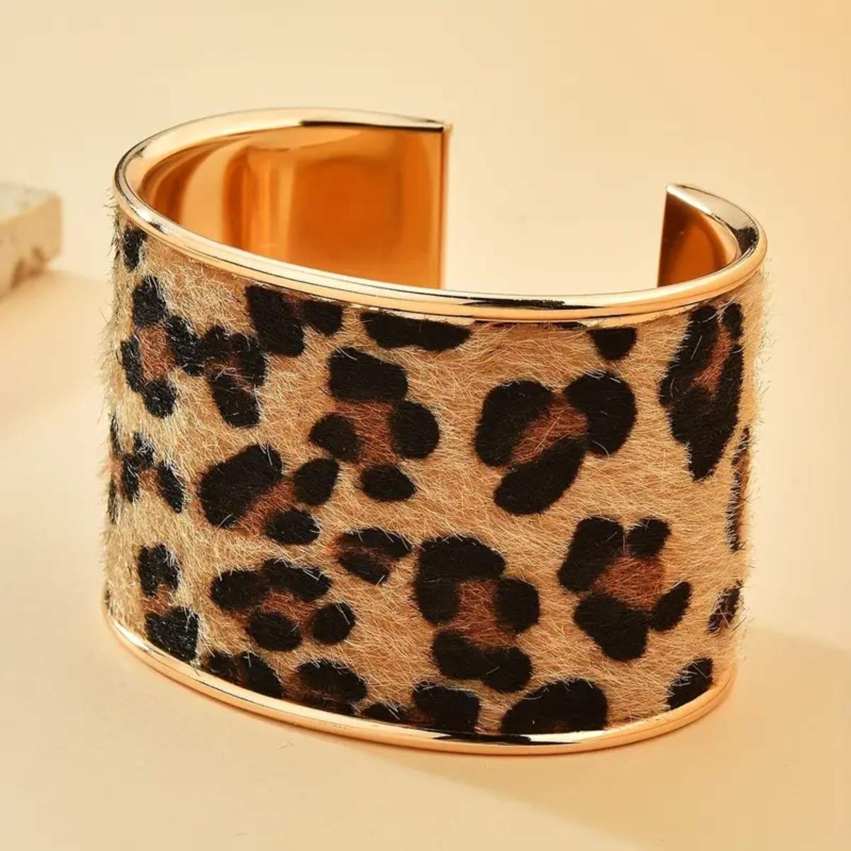 Leopard-print-cuff-vraxioli-no28835-nocothebrand-2