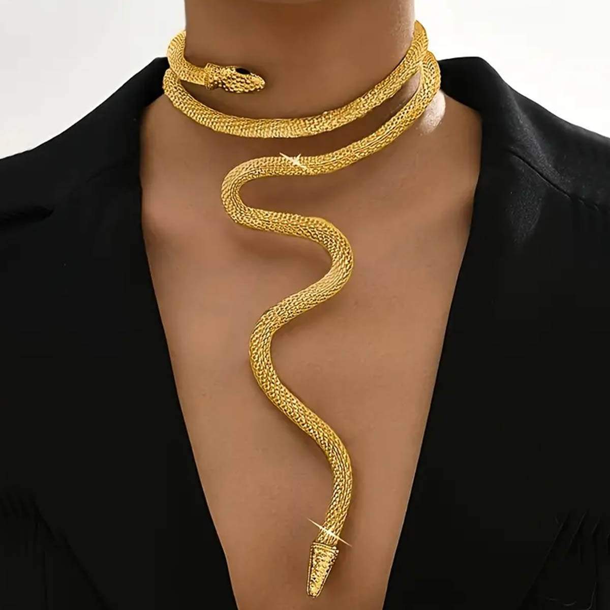 vintage-gothic-snake-kolie-NO30046-nocothebrand-3