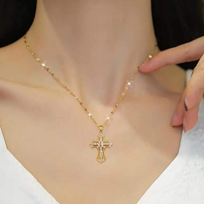 cross-pendant-necklace-NO30145-nocothebrand-8