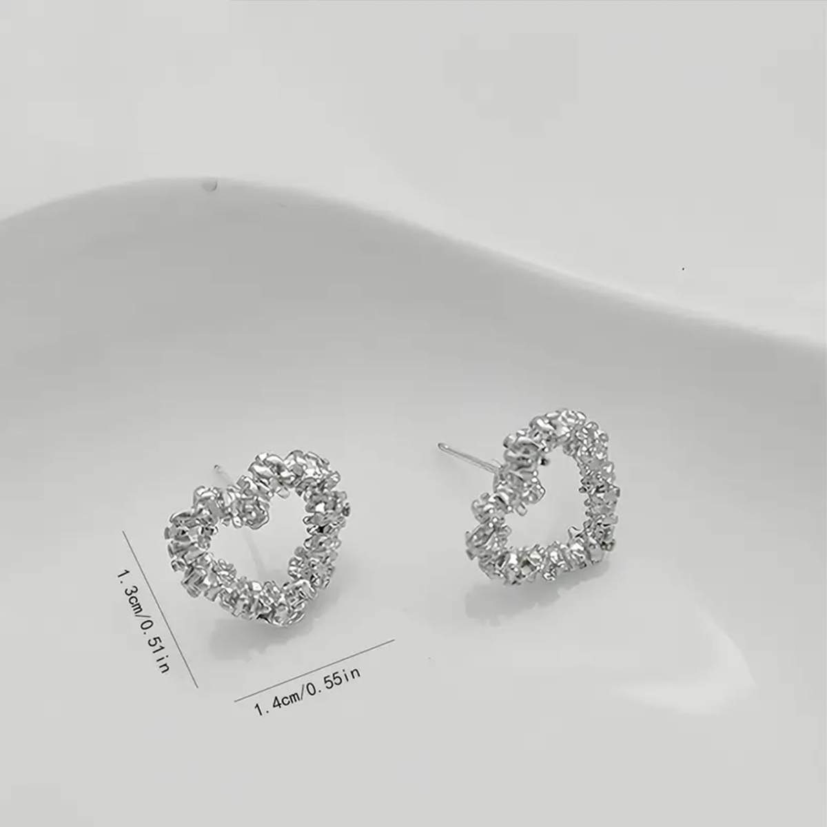 Karfwta-strass-heart-earrings-no28936-nocothebrand-02