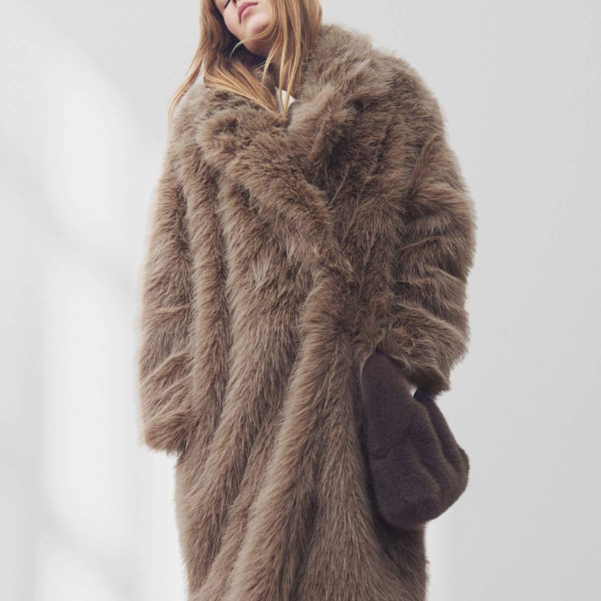 Luxury-long-fluffy-fur-no26737-nocothebrand-kafeanoixto01