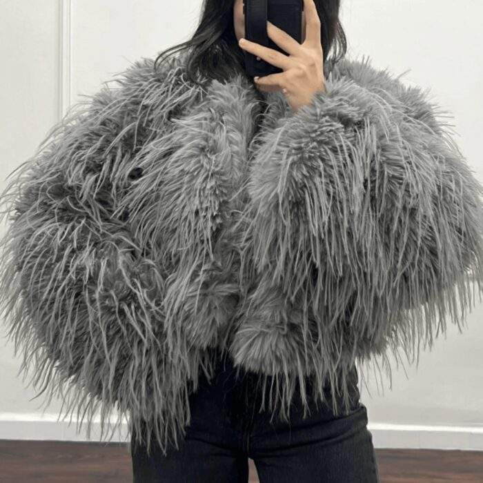 Queen-furry-jacket-no27037-museclothing-gkri02