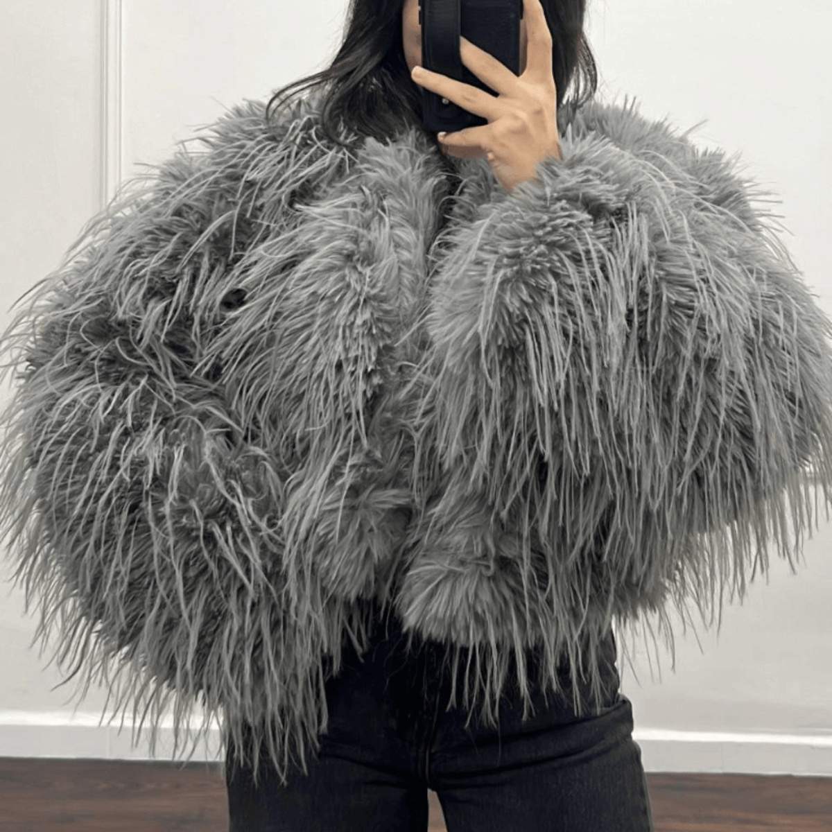 Queen-furry-jacket-no27037-museclothing-gkri02