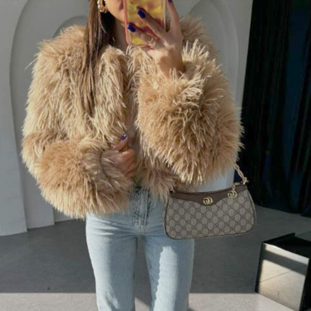 Queen-furry-jacket-no27037-museclothing-mpez01