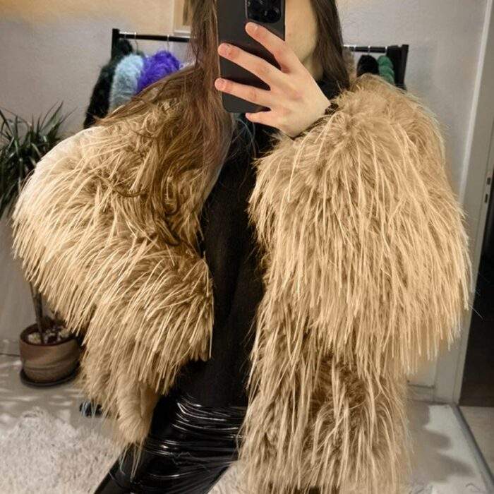 Queen-furry-jacket-no27037-museclothing-mpez02
