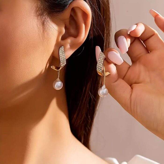 18k-gold-pearl-skoularikia-NO30383-nocothebrand-1