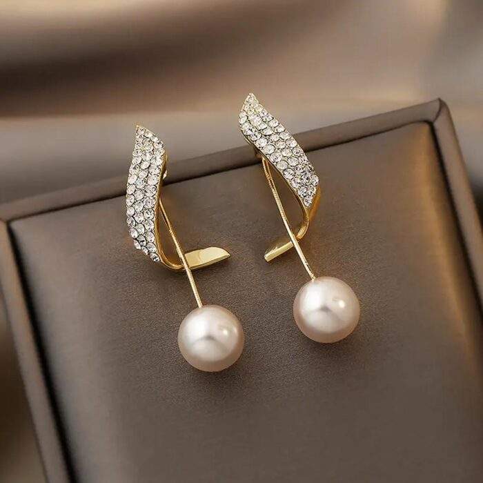 18k-gold-pearl-skoularikia-NO30383-nocothebrand-3