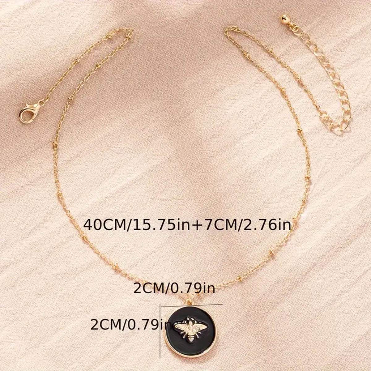 bee-pendant-necklace-NO30393-nocothebrand-2