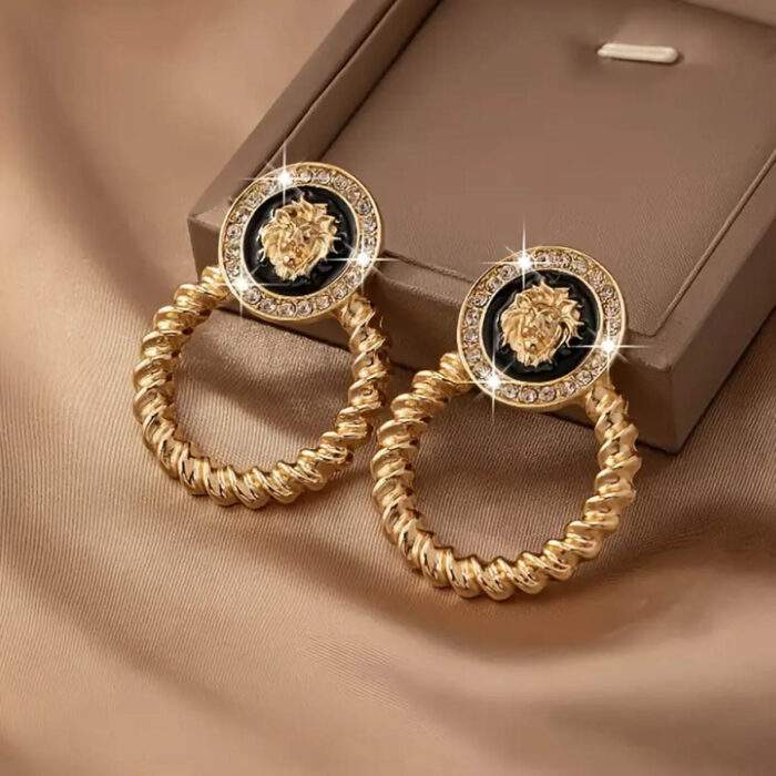 kremasta-lion-hoop-earrings-NO30387-nocothebrand-4