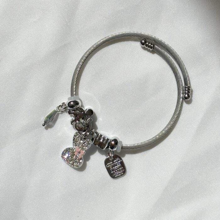 vraxioli-bunny-charm-no28965-nocothebrand