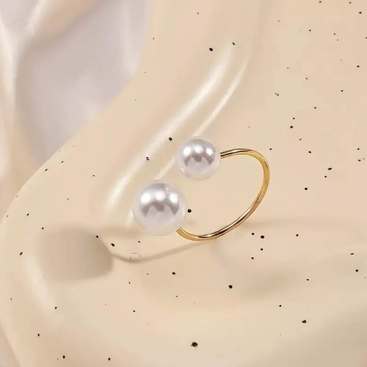 Double-pearl-ring-no24861-nocothebrand-xriso