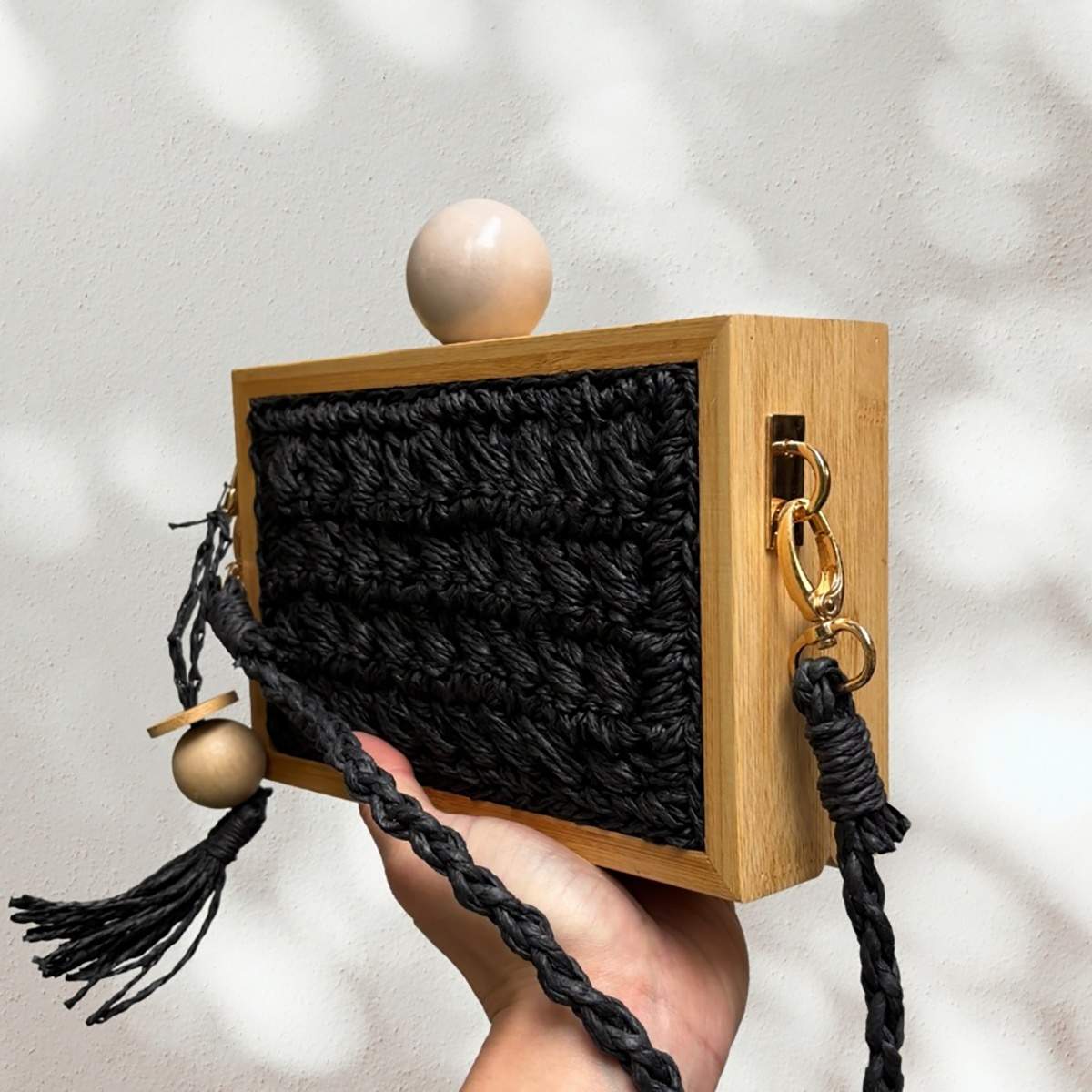 Ksilino-crochet-tsantaki-omou-NO28987-nocothebrand-mavro02