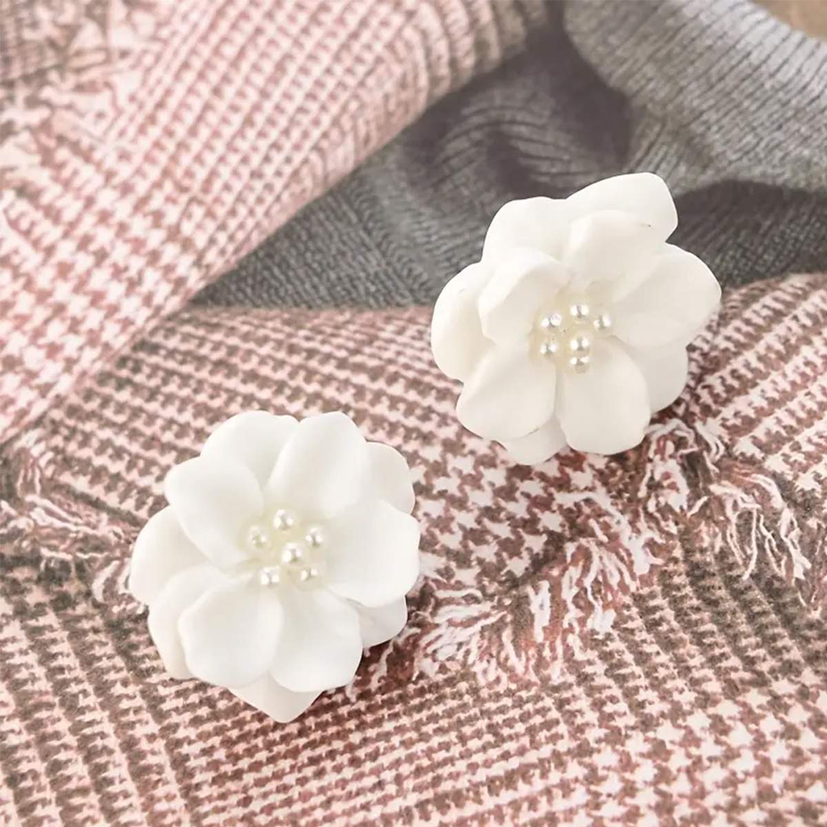 Pearl-flower-earrings-no28329-nocothebrand-04NEW