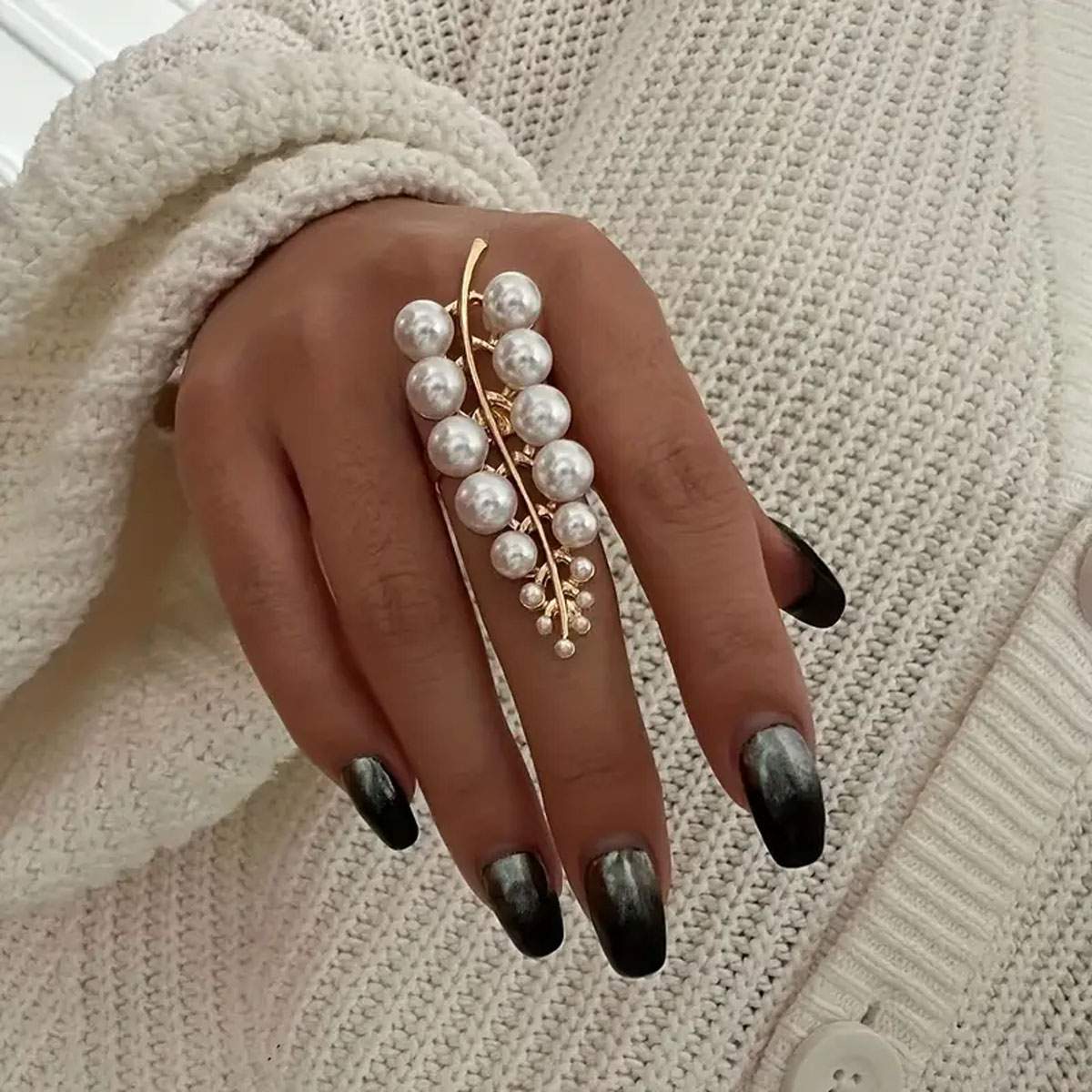 pearl-leaf-dachtylidi-NO30604-nocothebrand-1