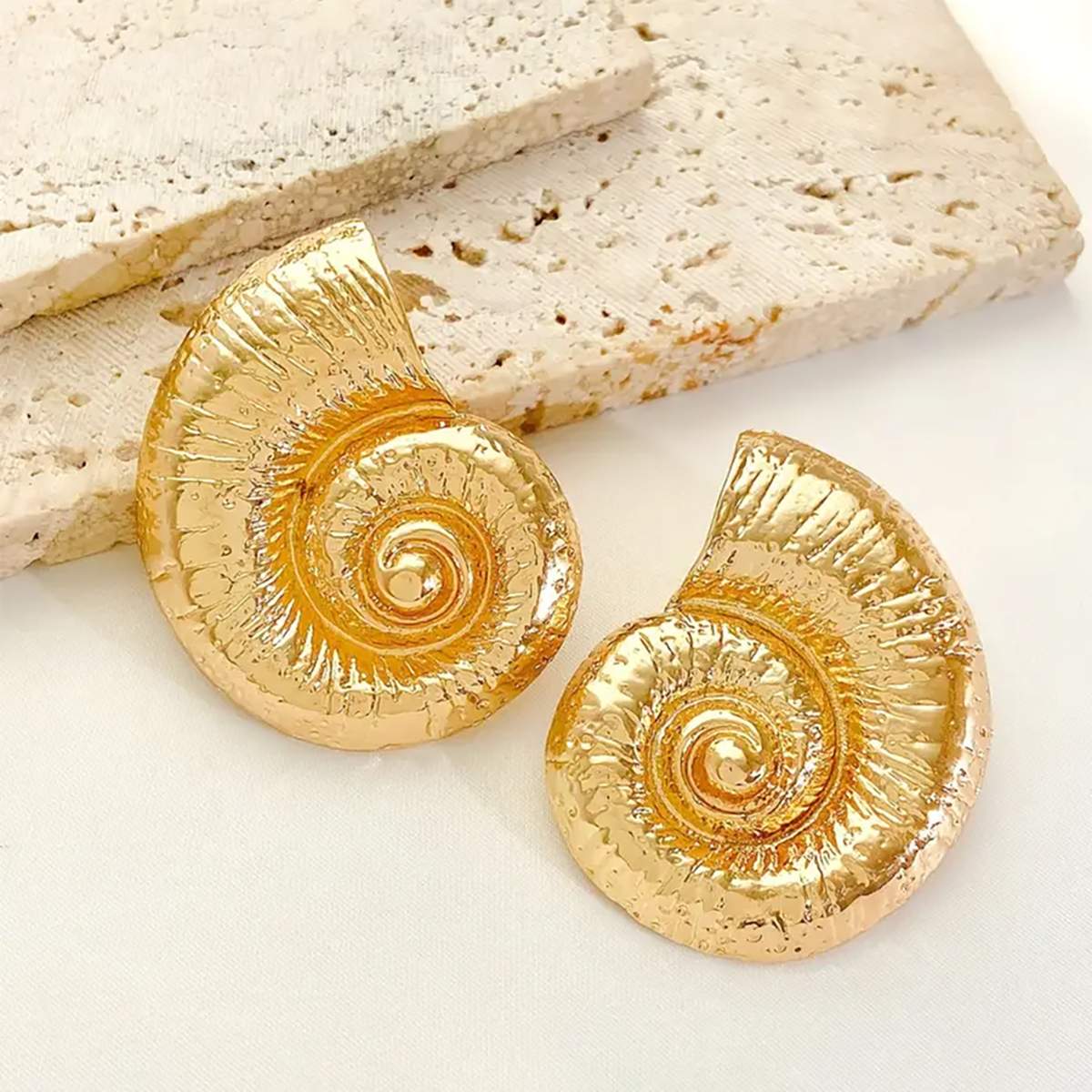 chrysa-skoularikia-koxyli-conch-NO30464-nocothebrand-big04