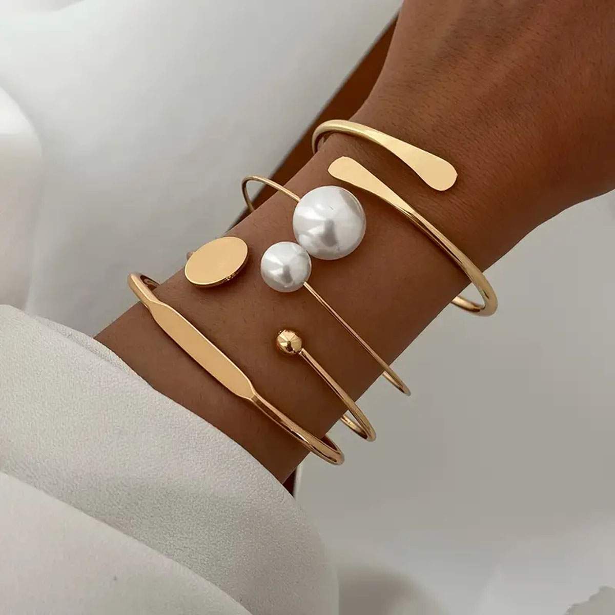 trendy-cuff-set-vrachiolia-NO30701-nocothebrand-1