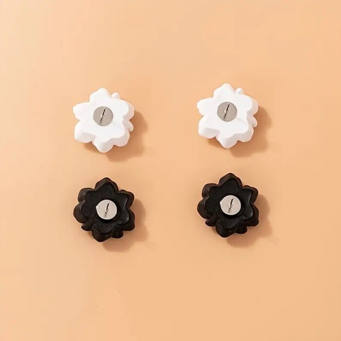 Pearl-flower-earrings-no28329-nocothebrand-both02